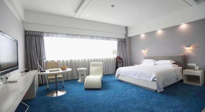 Ramada Plaza By Wyndham Hangzhou Riverside מראה חיצוני תמונה